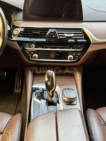 BMW 520 2017, 177,000 km - 2.0 l - Bakı