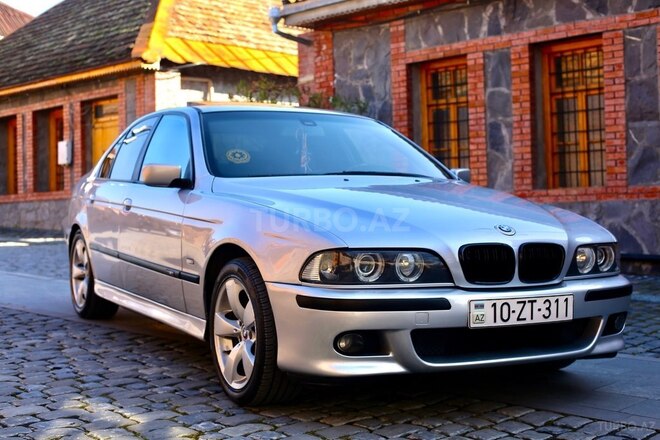 BMW 528 1996, 385,000 km - 2.8 l - Qax