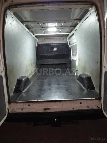 Ford Transit 2007, 286,700 km - 2.4 l - Saatlı