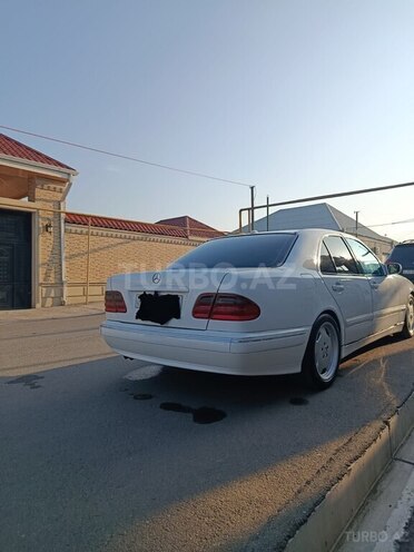 Mercedes E 430-6