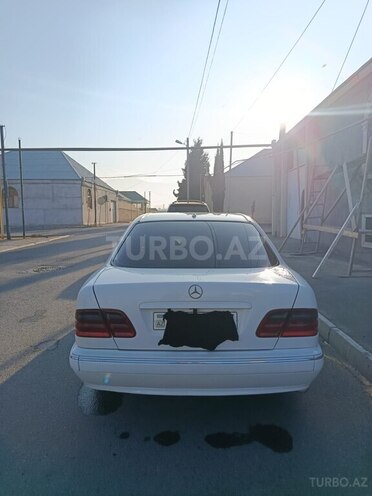 Mercedes E 430-9
