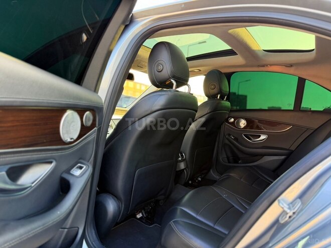 Mercedes C 300 2015, 136,000 km - 2.0 л - Bakı