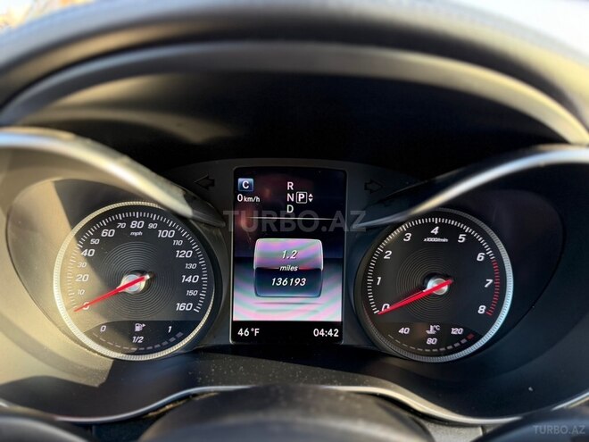 Mercedes C 300 2015, 136,000 km - 2.0 л - Bakı