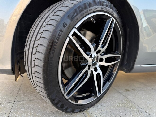 Mercedes C 300 2015, 136,000 km - 2.0 л - Bakı