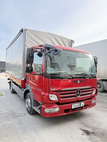 Mercedes Atego 818-2