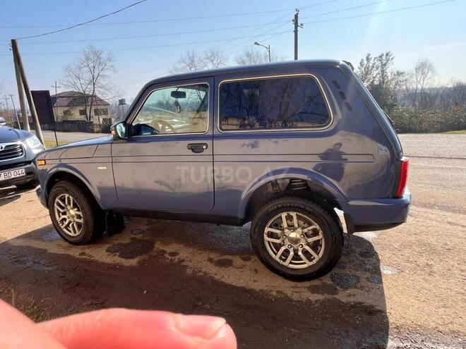 LADA (VAZ) Niva 2015, 150,000 km - 1.7 л - Astara