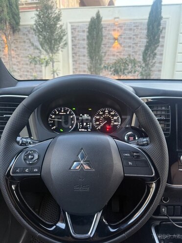 Mitsubishi Outlander 2020, 170,000 km - 2.4 l - Bakı