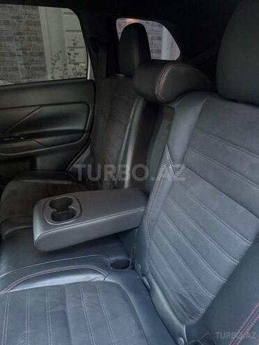 Mitsubishi Outlander 2020, 170,000 km - 2.4 l - Bakı