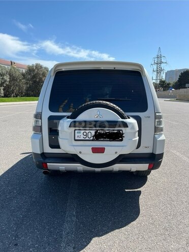 Mitsubishi Pajero 2008, 270,000 km - 3.0 l - Bakı