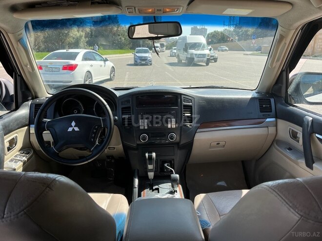 Mitsubishi Pajero 2008, 270,000 km - 3.0 l - Bakı