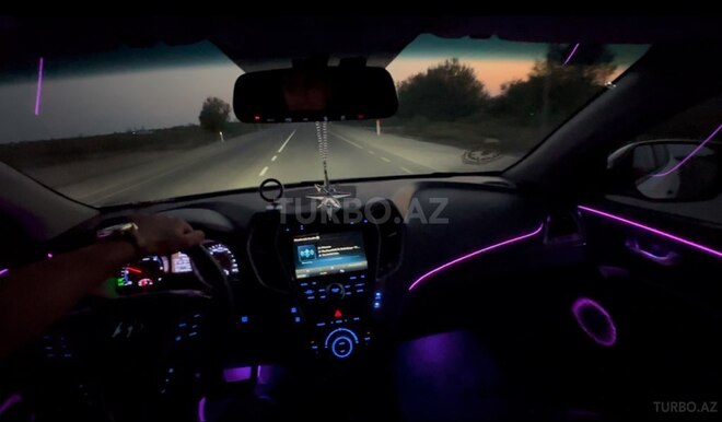 Hyundai Santa Fe 2012, 244,000 km - 2.0 l - Salyan