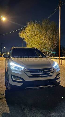 Hyundai Santa Fe 2012, 244,000 km - 2.0 l - Salyan