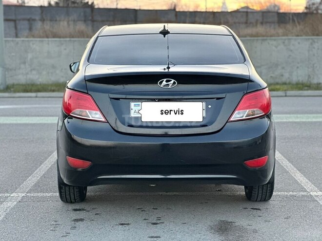 Hyundai Accent 2013, 293,000 km - 1.6 l - Bakı