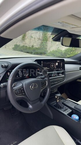 Lexus ES 300h 2023, 26,000 km - 2.5 l - Bakı