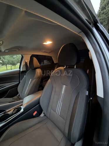 Hyundai Elantra 2022, 31,600 km - 2.0 l - Bakı