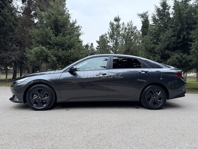 Hyundai Elantra 2022, 31,600 km - 2.0 l - Bakı