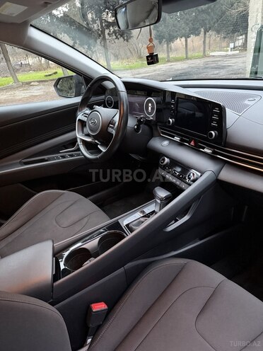 Hyundai Elantra 2022, 31,600 km - 2.0 l - Bakı