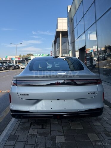 Changan Qiyuan A06-11