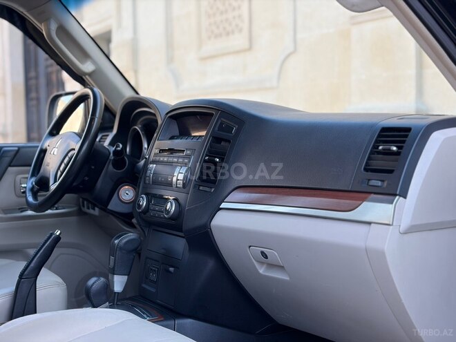Mitsubishi Pajero 2007, 265,000 km - 3.0 л - Bakı