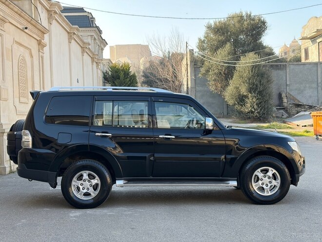 Mitsubishi Pajero 2007, 265,000 km - 3.0 л - Bakı