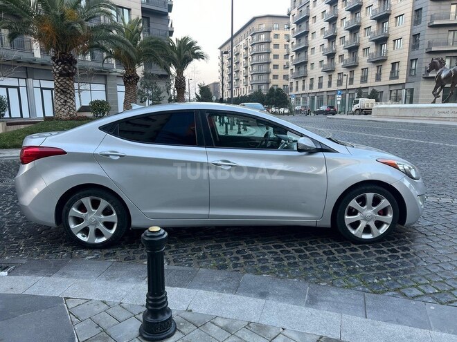 Hyundai Elantra 2013, 235,767 km - 1.8 л - Bakı