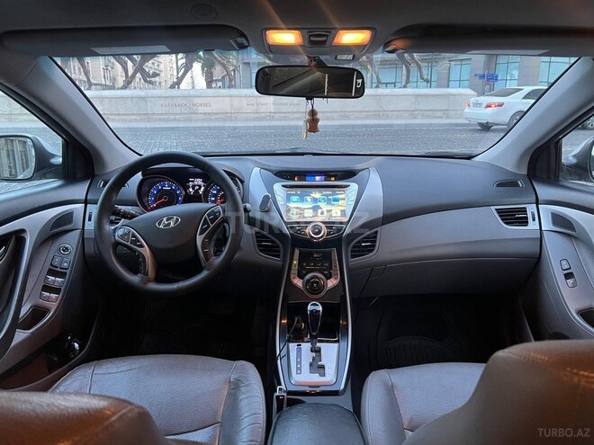 Hyundai Elantra 2013, 235,767 km - 1.8 л - Bakı