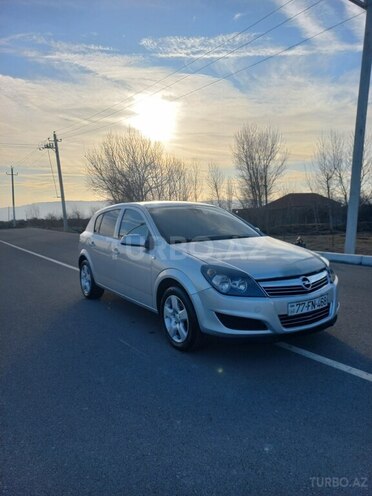 Opel Astra 2007, 300,000 km - 1.3 l - Şəki