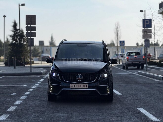 Mercedes V 250 2015, 330,000 km - 2.1 л - Bakı