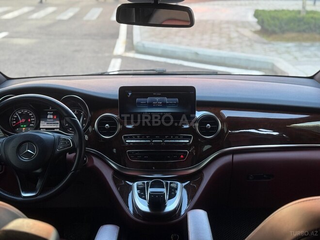 Mercedes V 250 2015, 330,000 km - 2.1 л - Bakı