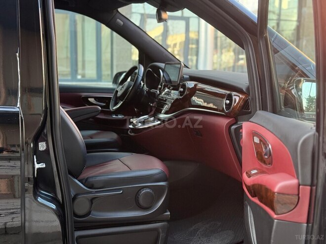 Mercedes V 250 2015, 330,000 km - 2.1 л - Bakı