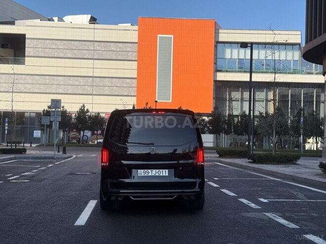 Mercedes V 250 2015, 330,000 km - 2.1 л - Bakı