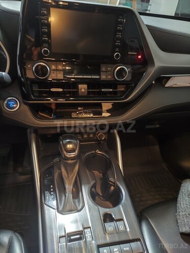 Toyota Highlander 2021, 78,000 km - 2.5 l - Bakı