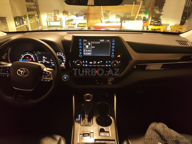 Toyota Highlander 2021, 78,000 km - 2.5 l - Bakı