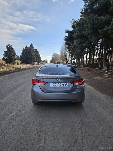 Hyundai Elantra 2013, 194,566 km - 1.8 l - Bakı