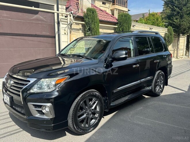 Lexus LX 570 2013, 300,000 km - 5.7 l - Bakı