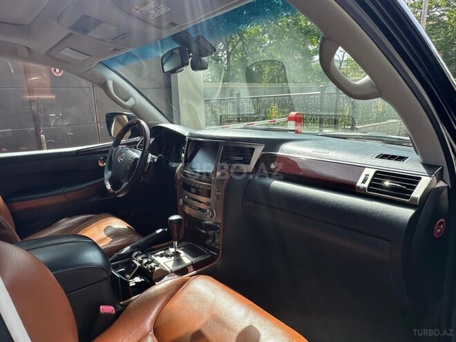 Lexus LX 570 2013, 300,000 km - 5.7 l - Bakı