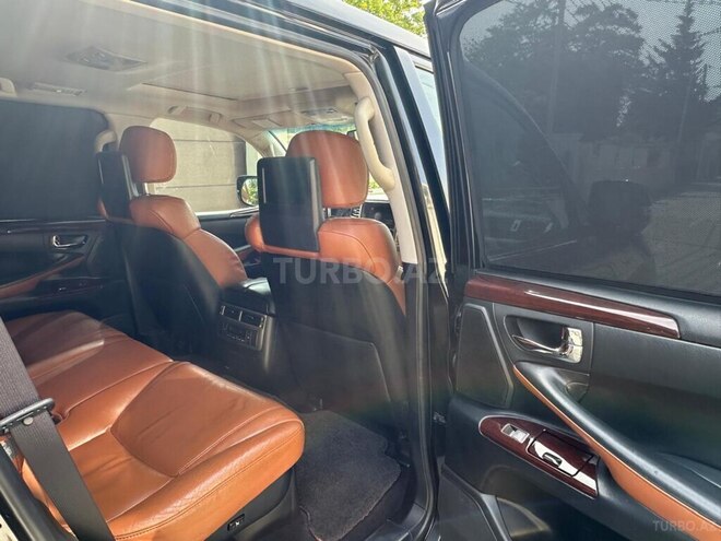 Lexus LX 570 2013, 300,000 km - 5.7 l - Bakı