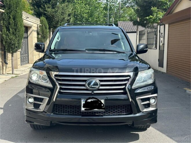 Lexus LX 570 2013, 300,000 km - 5.7 l - Bakı
