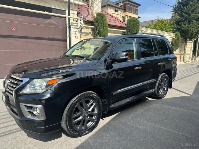 Lexus LX 570 2013, 300,000 km - 5.7 l - Bakı