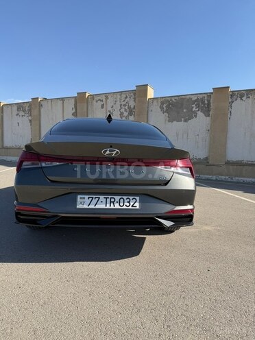 Hyundai Elantra 2023, 39,000 km - 2.0 l - Bakı