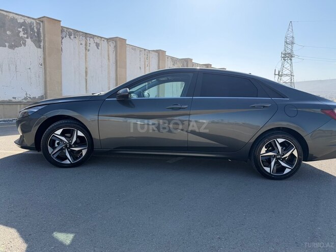 Hyundai Elantra 2023, 39,000 km - 2.0 l - Bakı