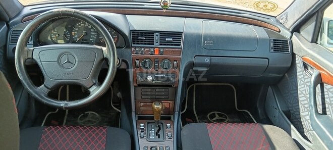Mercedes C 200 1995, 358,000 km - 2.0 л - Bakı