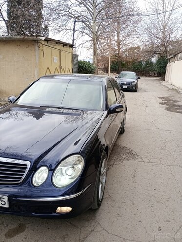 Mercedes E 220 2004, 498,000 km - 2.2 л - Gəncə