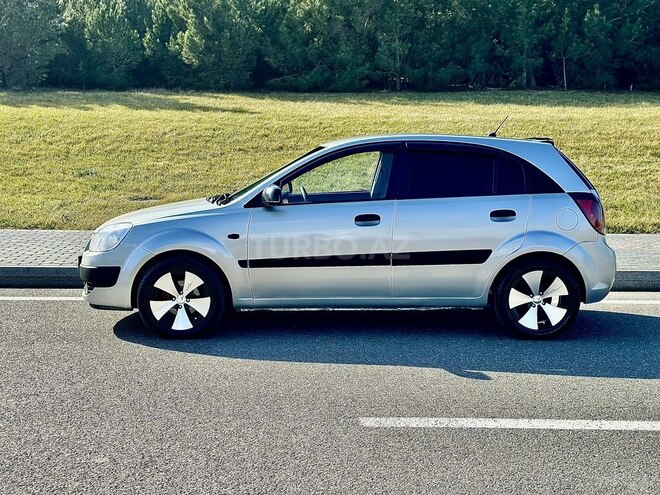 Kia Pride-4