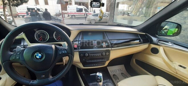 BMW X5 M 2010, 303,000 km - 4.4 l - Bakı