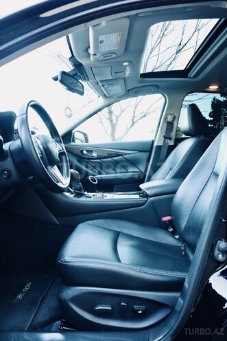 Infiniti Q50-9