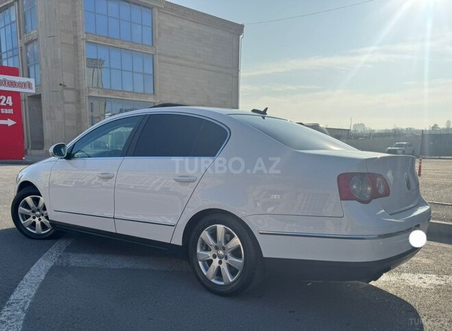 Volkswagen Passat 2005, 220,345 km - 2.0 л - Bakı
