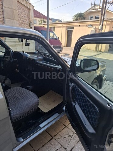 GAZ 31105 2005, 197,663 km - 2.3 l - Bakı