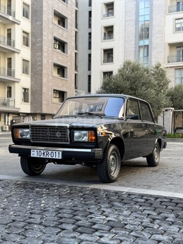 LADA (VAZ) 2107-2