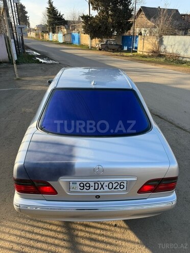Mercedes E 270 1999, 517,000 km - 2.7 l - Cəlilabad